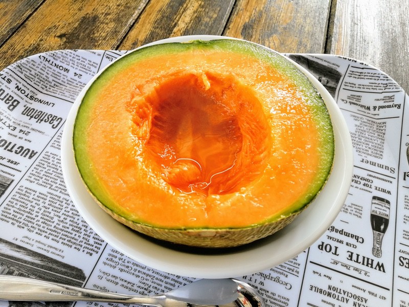 05メロン1 2カット