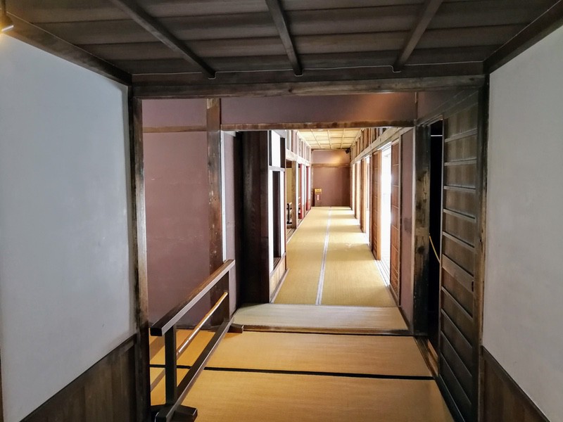 38大広間横の縁側.jpg 38大広間横の縁側