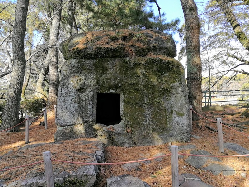 17石棺式石室.jpg 17石棺式石室