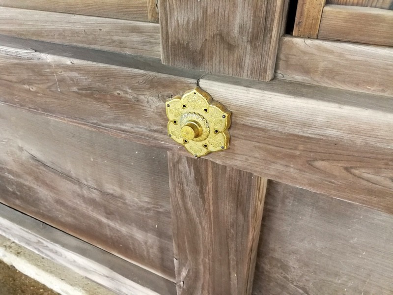 16釘隠し.jpg 16釘隠し