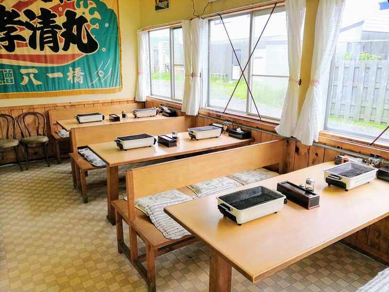 03テーブル席