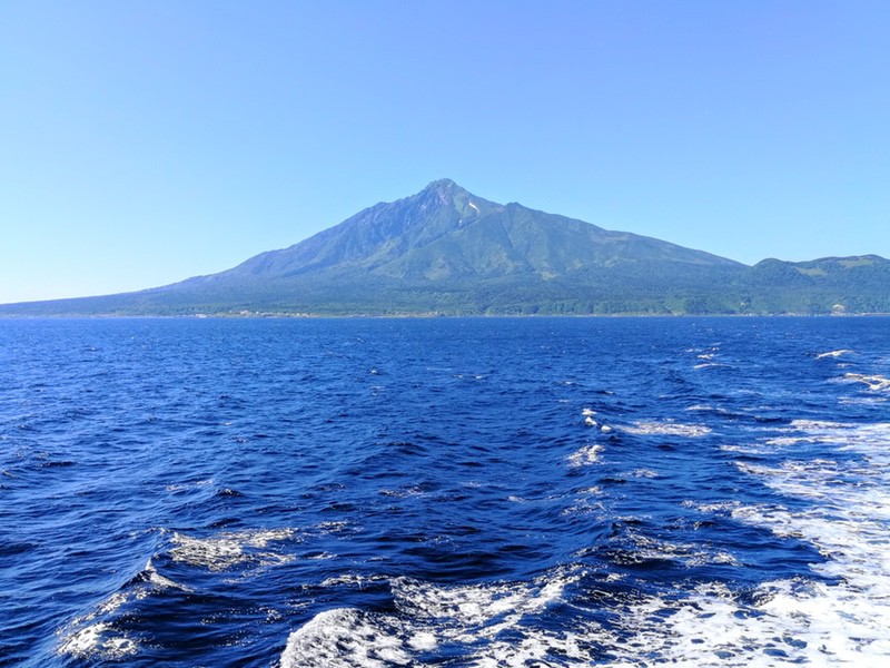 船上から利尻富士05.jpg 船上から利尻富士05