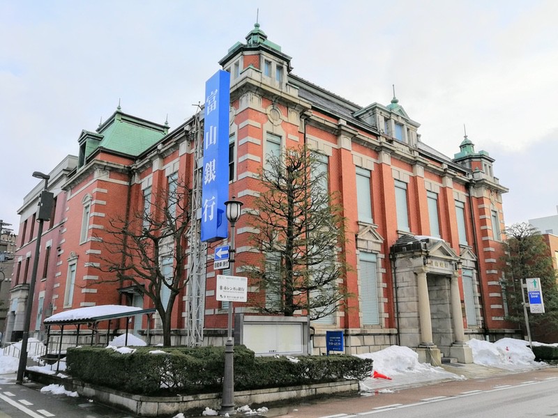 02富山銀行