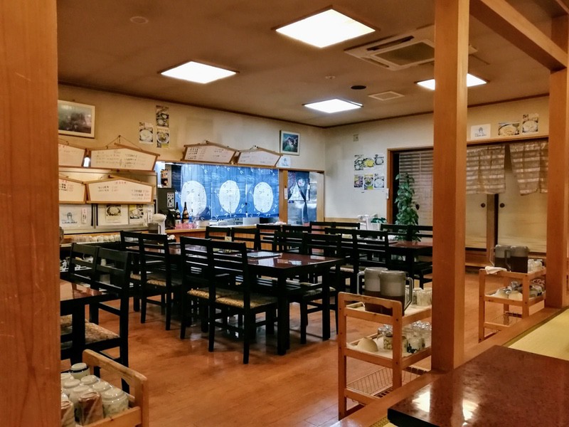 04テーブル席