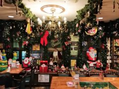 サンタがテーマ！ラッキーピエロ十字街店｜北海道函館市