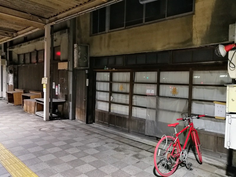 07夜の商店街.jpg 07夜の商店街