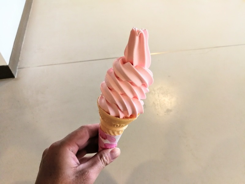 22こけももソフトクリーム