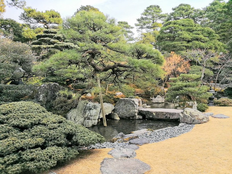 37御内庭.jpg 37御内庭