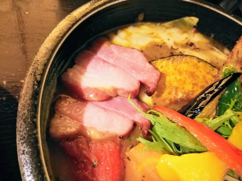 22ベーコン フランク 焦がしチーズトマト野菜