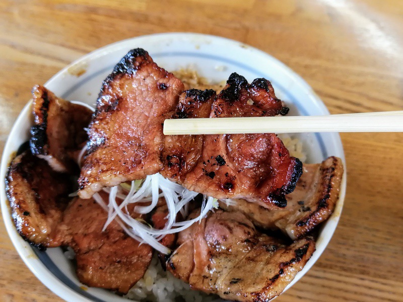 16豚丼.jpg 16豚丼