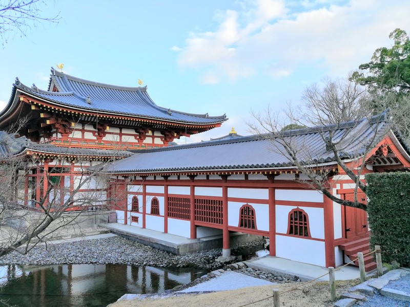 25鳳凰堂後方から