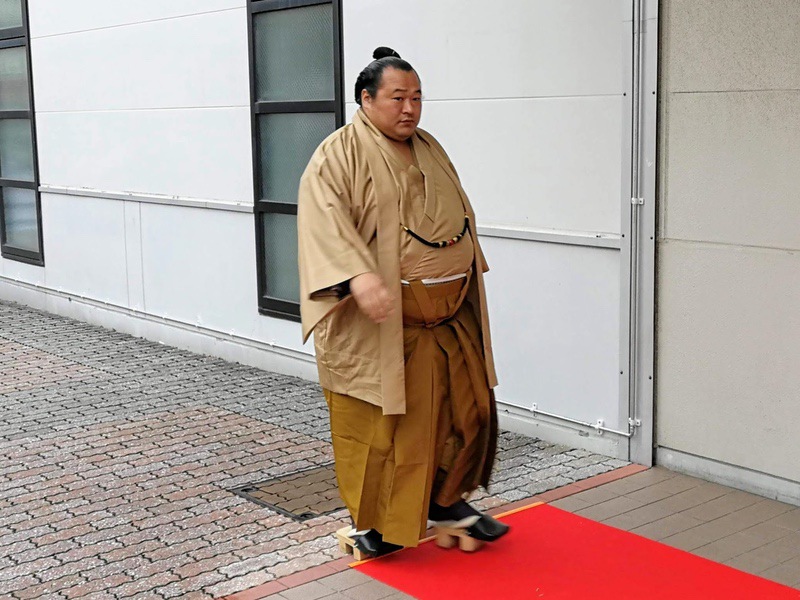 会場入り17豊ノ島