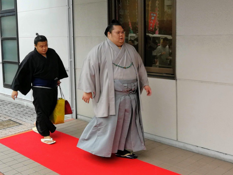 会場入り57千代丸