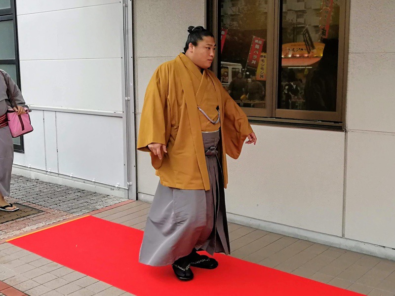 会場入り08若隆景