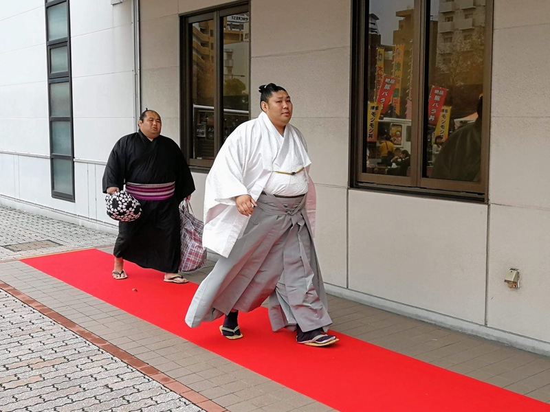 会場入り01常幸龍