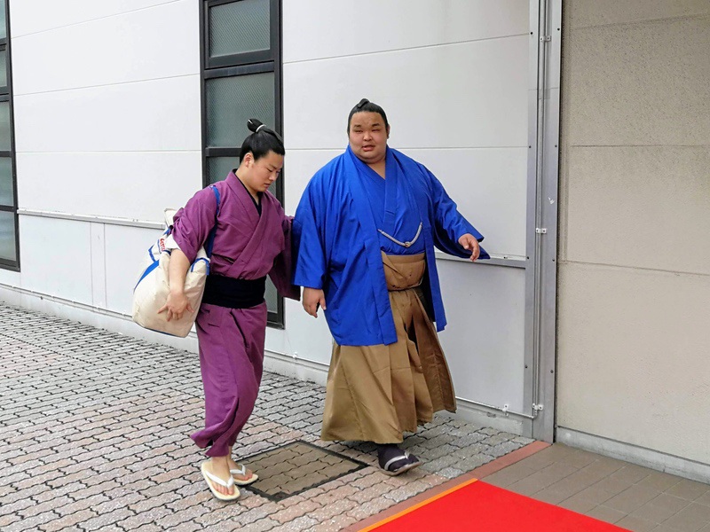 会場入り03水戸龍