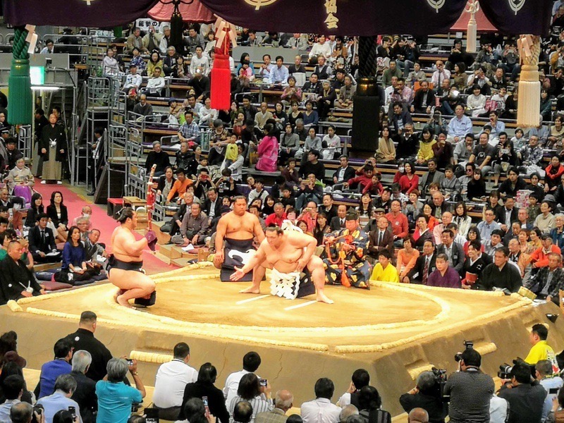 横綱土俵入り稀勢の里