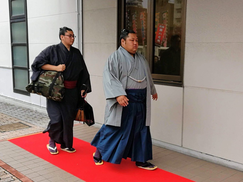 会場入り61松鳳山